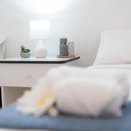 Torregrandeapt.1-con Terrazzo A Pochi Metri Dal Mare - Free Wi-fi Апартаменты Торре-Гранде