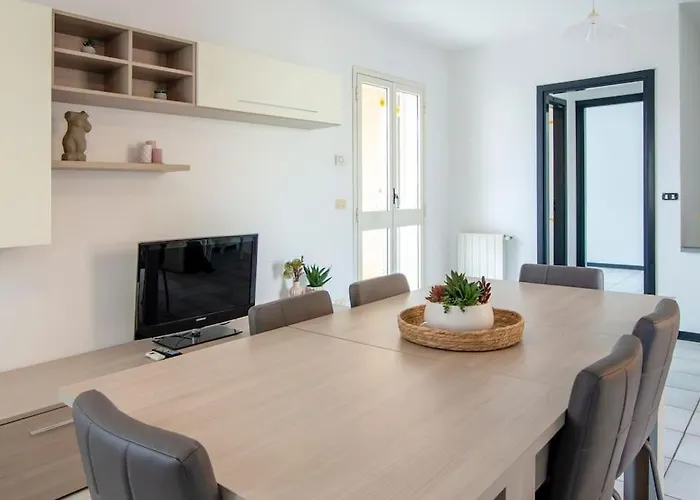 Torregrandeapt.1-con Terrazzo A Pochi Metri Dal Mare - Free Wi-fi Apartman Torre Grande
